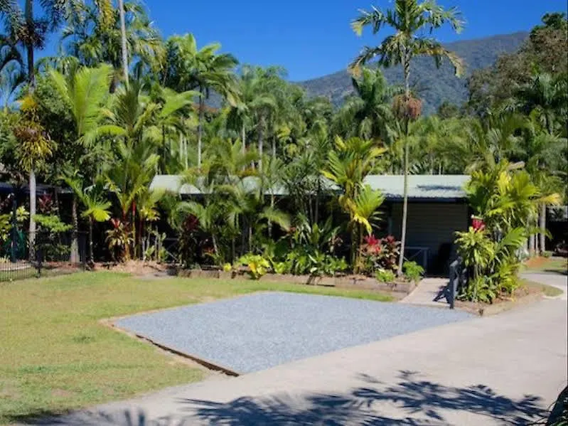 Cool Waters Holiday Park Cairns 4*,