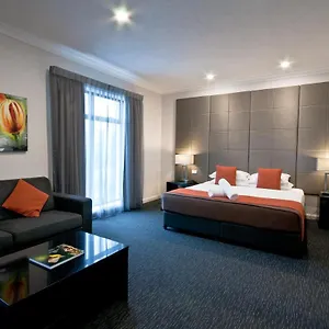 The Abbott Boutique **** Cairns
